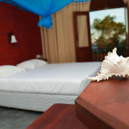 Four Season Guest House Tangalle Buitenkant foto