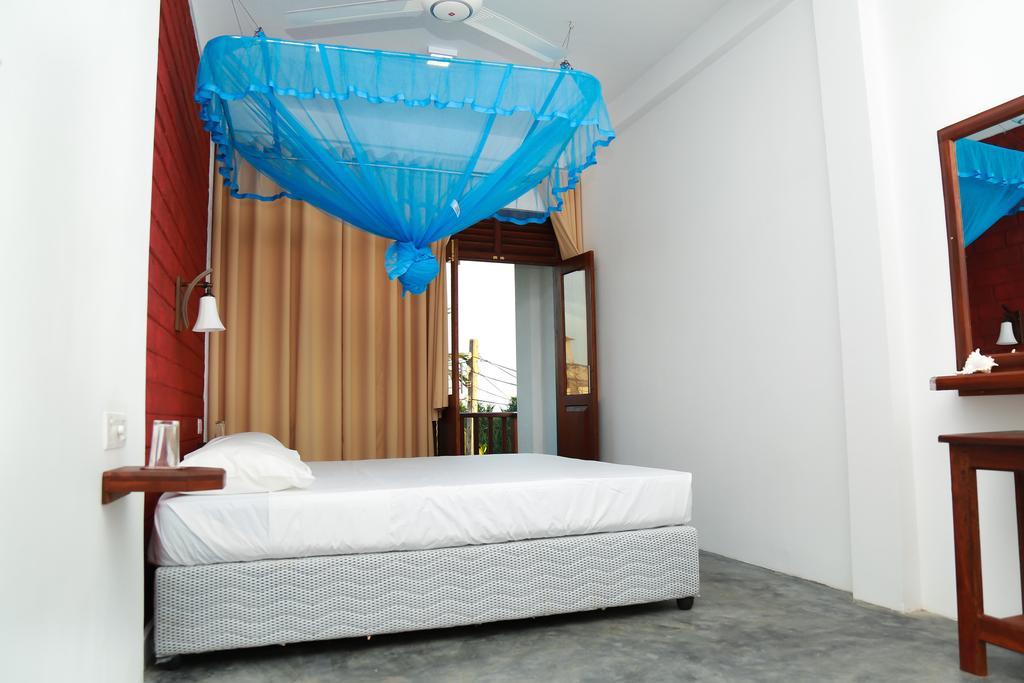 Four Season Guest House Tangalle Buitenkant foto